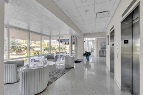 Condominio en venta en Pompano Beach, Florida, 2 dormitorios, 111.48 m2 № 1209255 - foto 15
