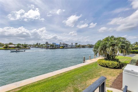 Condominio en venta en Pompano Beach, Florida, 2 dormitorios, 111.48 m2 № 1209255 - foto 5
