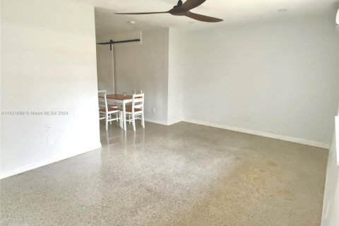 Immobilier commercial à vendre à Fort Lauderdale, Floride: 148.18 m2 № 1292303 - photo 5