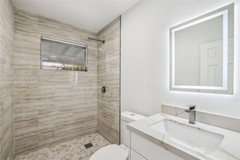 Casa en venta en Miami, Florida, 3 dormitorios, 92.9 m2 № 1393538 - foto 23