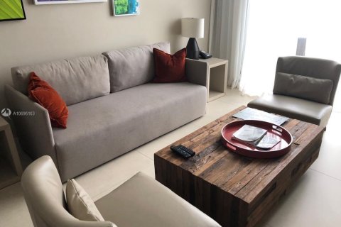 Condominio en alquiler en Hollywood, Florida, 1 dormitorio № 4627 - foto 16