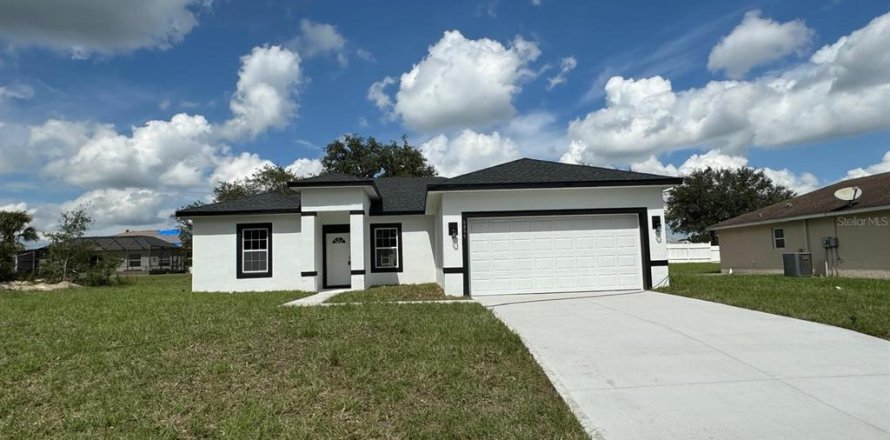 Casa en Ocala, Florida 4 dormitorios, 163.97 m2 № 1390540