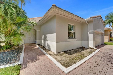 Casa en venta en Miramar, Florida, 4 dormitorios, 173.91 m2 № 1362489 - foto 7