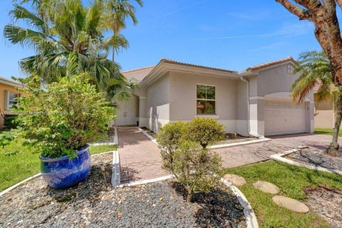 Casa en venta en Miramar, Florida, 4 dormitorios, 173.91 m2 № 1362489 - foto 6