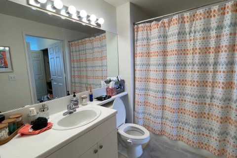 Condo in West Palm Beach, Florida, 2 bedrooms  № 1127949 - photo 12