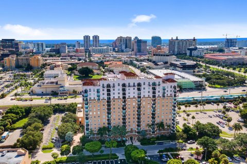 Condo in West Palm Beach, Florida, 2 bedrooms  № 1127949 - photo 30