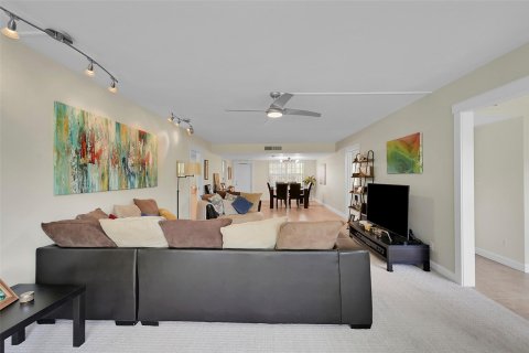 Copropriété à vendre à Pompano Beach, Floride: 3 chambres, 139.35 m2 № 1127906 - photo 26