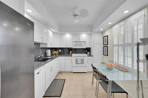 Copropriété à vendre à Pompano Beach, Floride: 3 chambres, 139.35 m2 № 1127906 - photo 25