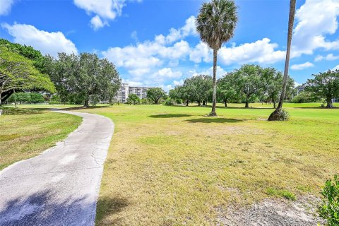 Copropriété à vendre à Pompano Beach, Floride: 3 chambres, 139.35 m2 № 1127906 - photo 1