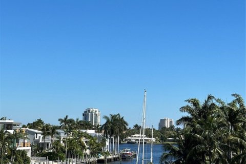 Villa ou maison à vendre à Fort Lauderdale, Floride: 7 chambres, 535.58 m2 № 763268 - photo 23