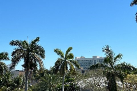 Villa ou maison à vendre à Fort Lauderdale, Floride: 7 chambres, 535.58 m2 № 763268 - photo 26