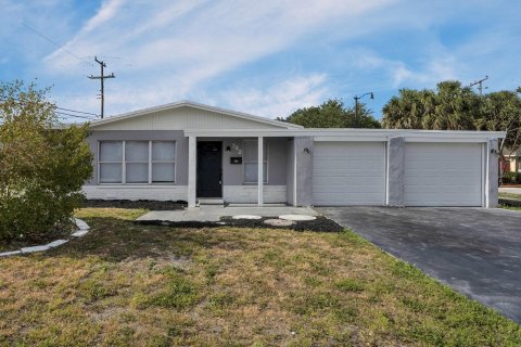 Casa en venta en Pompano Beach, Florida, 4 dormitorios, 117.06 m2 № 1163096 - foto 16