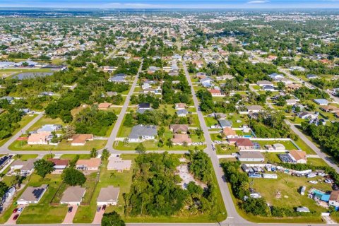 Land in Port Charlotte, Florida № 1121598 - photo 8