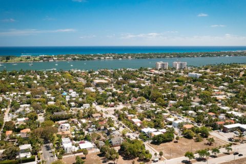 Villa ou maison à vendre à West Palm Beach, Floride: 4 chambres, 210.7 m2 № 368517 - photo 4