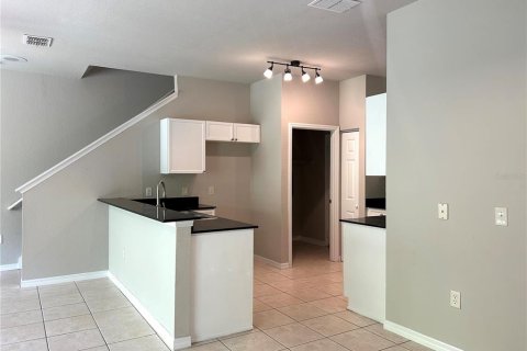 Townhouse in Tampa, Florida 3 bedrooms, 161.28 sq.m. № 1087725 - photo 9