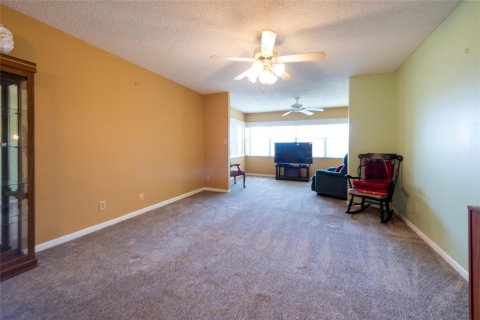 Condo in Sunrise, Florida, 1 bedroom  № 1146988 - photo 7