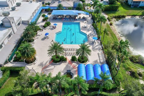 Villa ou maison à vendre à Boynton Beach, Floride: 2 chambres, 159.98 m2 № 1097708 - photo 12