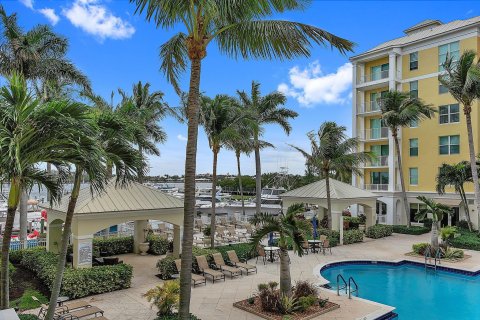 Condo in Lantana, Florida, 1 bedroom  № 959379 - photo 18