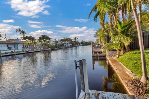 Villa ou maison à vendre à Wilton Manors, Floride: 3 chambres, 118.17 m2 № 1404227 - photo 28