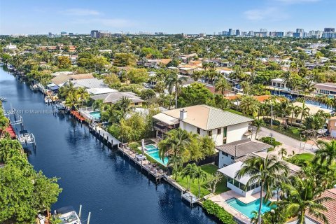 Villa ou maison à vendre à Wilton Manors, Floride: 3 chambres, 118.17 m2 № 1404227 - photo 19