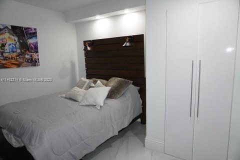 Condominio en venta en Miami, Florida, 3 dormitorios, 160.26 m2 № 754233 - foto 20