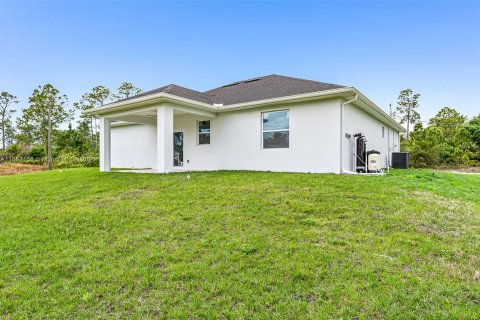 Villa ou maison à vendre à Lehigh Acres, Floride: 4 chambres, 167.5 m2 № 1369249 - photo 22