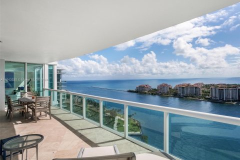 Condo in Miami Beach, Florida, 3 bedrooms  № 1325314 - photo 13