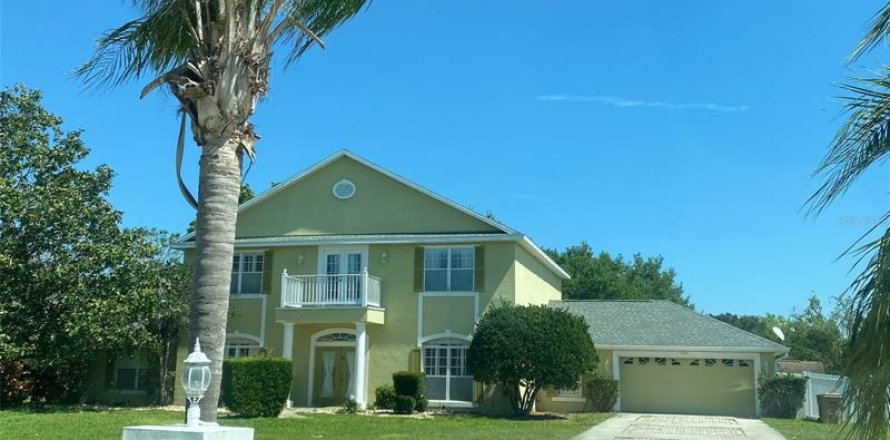 Villa ou maison à Kissimmee, Floride 5 chambres, 341.32 m2 № 370977
