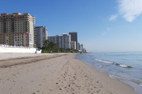 Condo in Miami Beach, Florida, 1 bedroom  № 938133 - photo 7