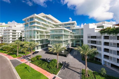 Condominio en venta en Miami Beach, Florida, 3 dormitorios, 317.54 m2 № 1080878 - foto 11