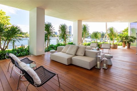 Condominio en venta en Miami Beach, Florida, 3 dormitorios, 317.54 m2 № 1080878 - foto 15