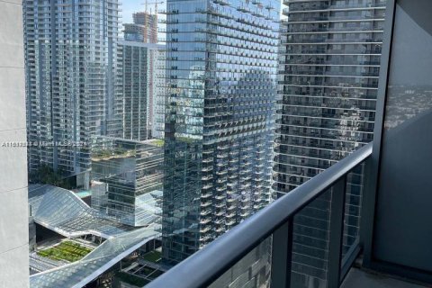 Condominio en venta en Miami, Florida, 1 dormitorio, 63.55 m2 № 1234472 - foto 1