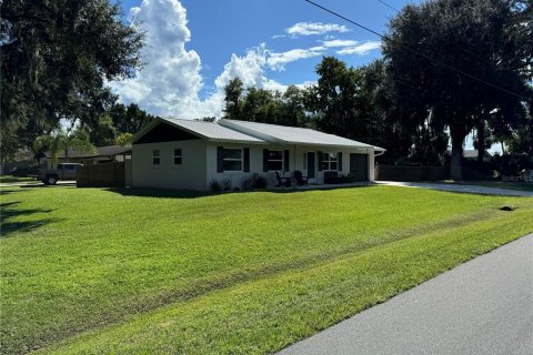 House in DeLand, Florida 3 bedrooms, 96.62 sq.m. № 1374801 - photo 3