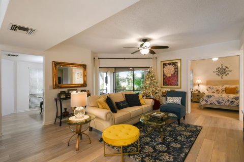 Condominio en venta en Palm Beach Gardens, Florida, 2 dormitorios, 124.49 m2 № 354362 - foto 25