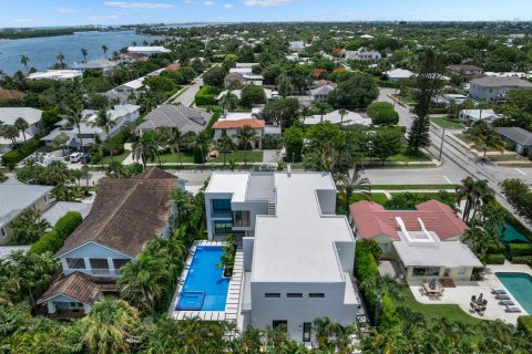 Villa ou maison à vendre à West Palm Beach, Floride: 5 chambres, 629.32 m2 № 1230338 - photo 2