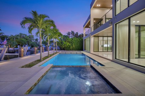 Villa ou maison à vendre à Fort Lauderdale, Floride: 6 chambres, 561.69 m2 № 952356 - photo 20