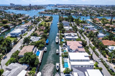 Villa ou maison à vendre à Fort Lauderdale, Floride: 6 chambres, 561.69 m2 № 952356 - photo 2