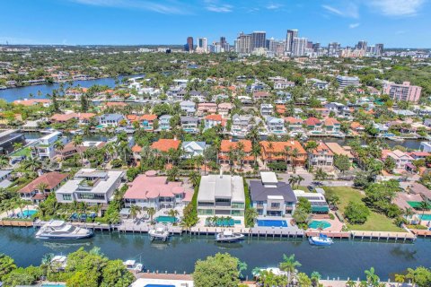 House in Fort Lauderdale, Florida 6 bedrooms, 561.69 sq.m. № 952356 - photo 9