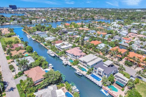 House in Fort Lauderdale, Florida 6 bedrooms, 561.69 sq.m. № 952356 - photo 8