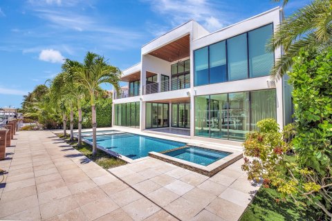 Villa ou maison à vendre à Fort Lauderdale, Floride: 6 chambres, 561.69 m2 № 952356 - photo 30