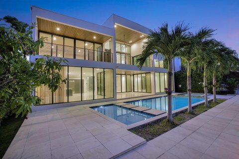 House in Fort Lauderdale, Florida 6 bedrooms, 561.69 sq.m. № 952356 - photo 22