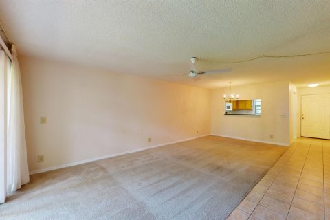 Condo in Vero Beach, Florida, 2 bedrooms  № 1155523 - photo 21