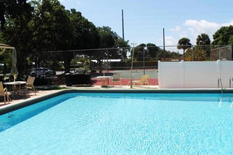 Condo in Vero Beach, Florida, 2 bedrooms  № 1155523 - photo 7