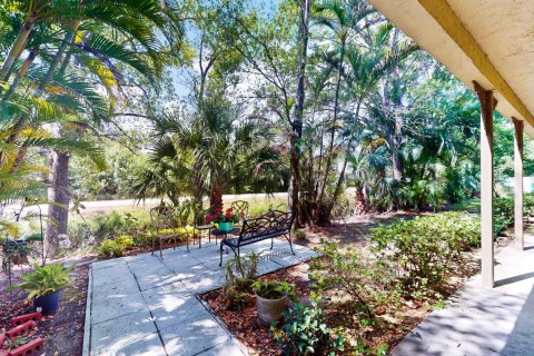 Condo in Vero Beach, Florida, 2 bedrooms  № 1155523 - photo 25