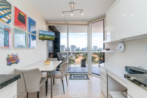 Condominio en venta en Aventura, Florida, 3 dormitorios, 169.08 m2 № 1328533 - foto 14