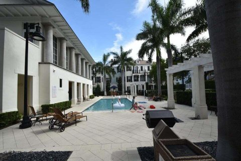 Townhouse in Delray Beach, Florida 3 bedrooms, 198.63 sq.m. № 581299 - photo 28