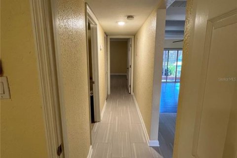 Condominio en venta en Orlando, Florida, 2 dormitorios, 103.68 m2 № 990927 - foto 11