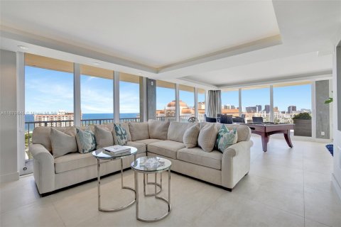 Condo in Fort Lauderdale, Florida, 3 bedrooms  № 1399939 - photo 7