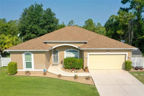 Villa ou maison à vendre à North Port, Floride: 3 chambres, 155.8 m2 № 1166891 - photo 2