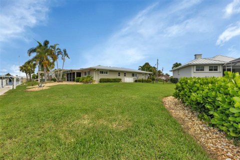 Villa ou maison à vendre à Punta Gorda, Floride: 3 chambres, 187.48 m2 № 1315488 - photo 29